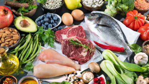 Here's why you shouldn't be eating the same foods every day