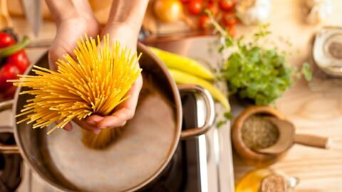 This technique allows you to cook pasta in less than a minute