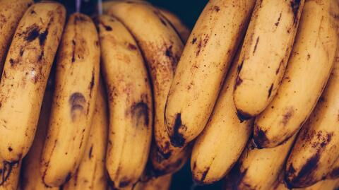 Overripe bananas? Don't throw them away, try these recipes instead