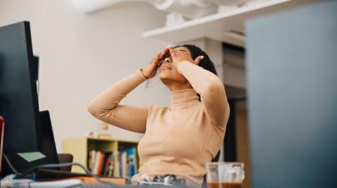 Doctor claims that working before 10 can actually be horrible for your health