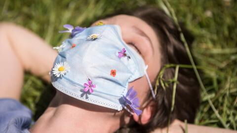 COVID or hay fever? Here’s how to tell the difference between your symptoms