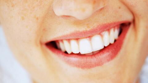 Whiten your teeth naturally with these foods