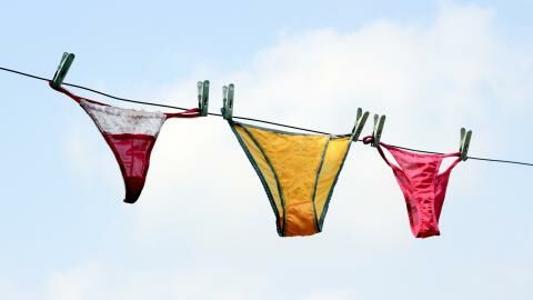 Can Thongs Cause Hemorrhoids: How to Wear Thongs Safely