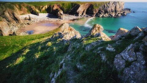 Dunraven Bay: Historian and expert explain why human bones are regularly discovered on this beach