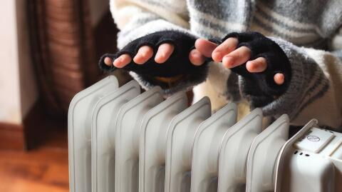 4 energy-saving hacks that will keep you warm this frosty winter