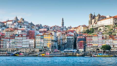 What should you do if your green list holiday turns amber?