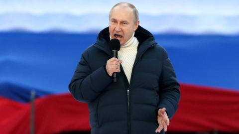 Vladimir Putin recruits prisoners as soldiers to fight in the war against Ukraine