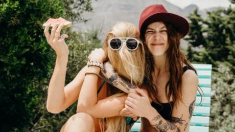 This Study Proves That You're Even More Connected To Your Best Friend Than You Think