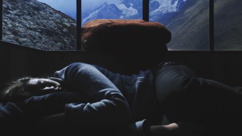 If you’re dreaming of your childhood home, this is what it says about you