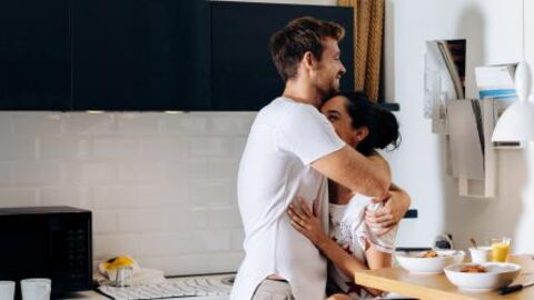 Men cannot resist women with this astrological sign