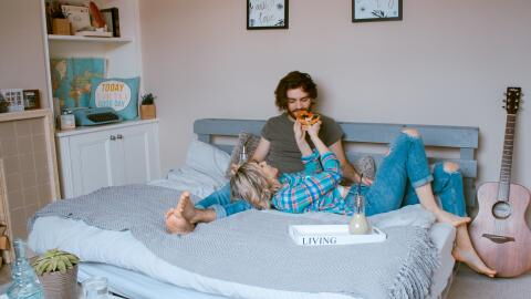 10 fun things to do at home with your partner