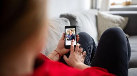 Tinder is introducing a new feature to crack down on catfishing