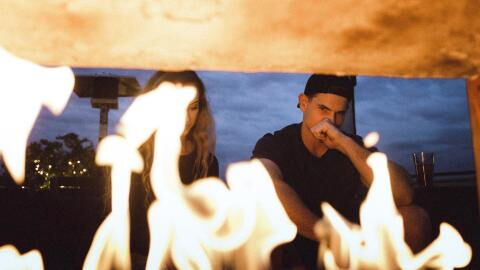 3 signs your relationship is over, according to experts