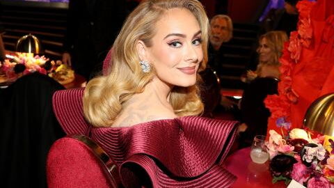 Adele singer cut ties father relationship family celebrities parents feud