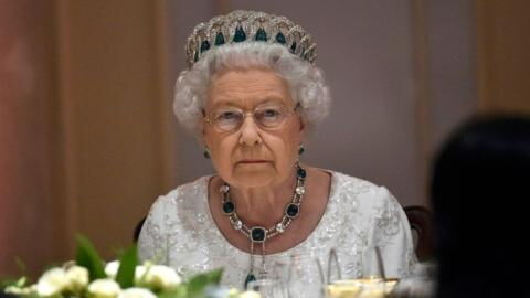 The Queen's former chef reveals the one common meal the Queen has never eaten