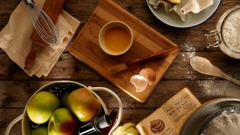 Royal family: The common foods the Queen has banned from her plate