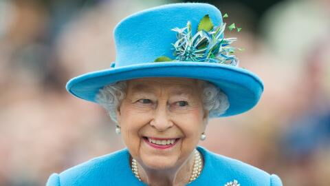The Queen: Her COVID diagnosis has worried the Royal Family, source reveals