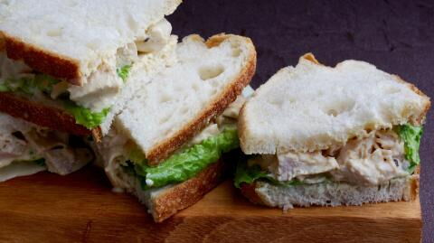 Queen Elizabeth's coronation chicken recipe: Here's how to make it at home