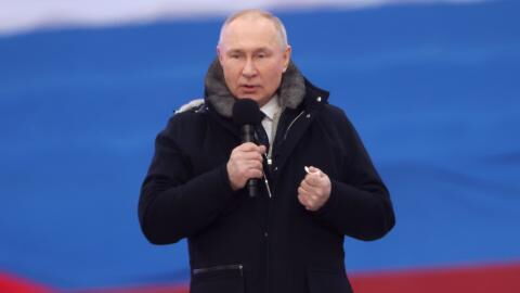 Vladimir Putin accused of lying about nuclear threats and more by Russian ex-diplomat