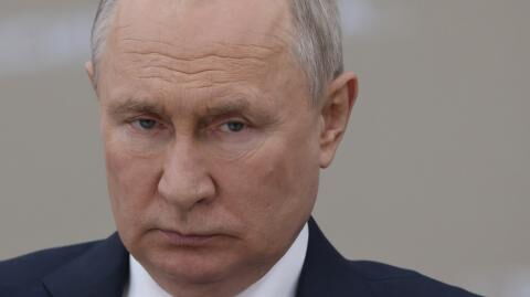 Kremlin insider calls Vladimir Putin's health back into question, claims he's 'half dead'