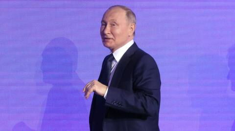 Vladimir Putin urges Russian women to churn out babies in effort to make up for war deaths