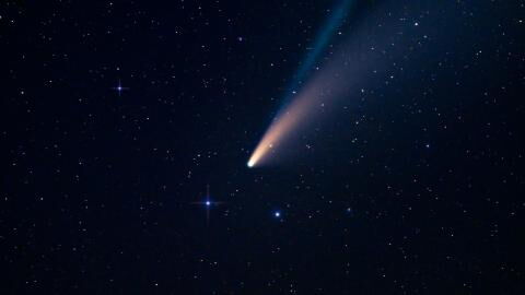 This gigantic comet will be visible to the naked eye soon