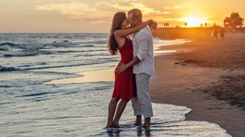 Here's the dangerous reason why you should never have sex in the sea