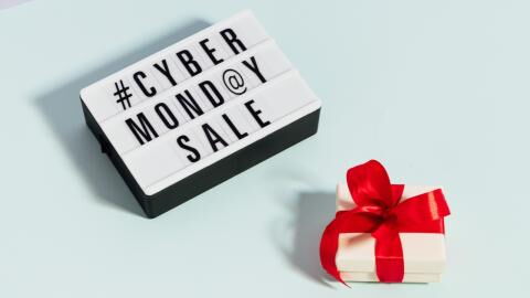 Black Friday vs Cyber Monday: Which one offers better deals?