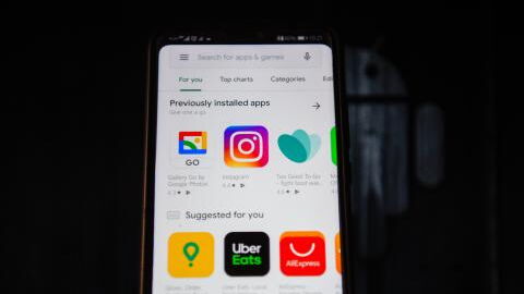 Delete these four apps immediately, Android users warned