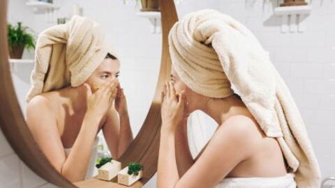 This woman has a very unconventional beauty secret