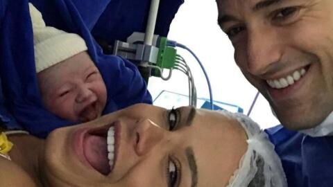 This Woman was slammed by the Internet after posting this post-birth selfie
