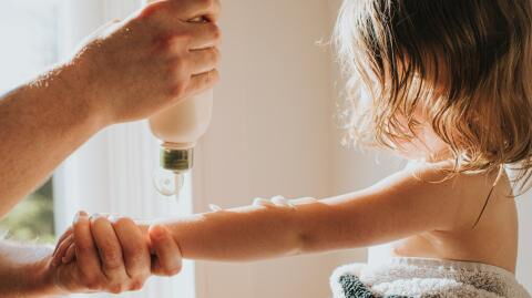 This little girl left doctors baffled from a strange rash