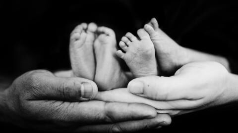 She gave birth to twins only to discover they weren't actually hers