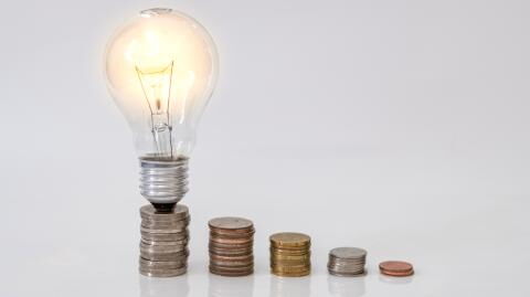 Thousands urged to claim £200 cash payment before deadline