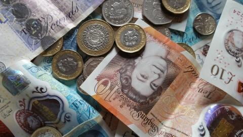 Thousands claiming Universal Credit warned of major rule change, here’s how it may affect you