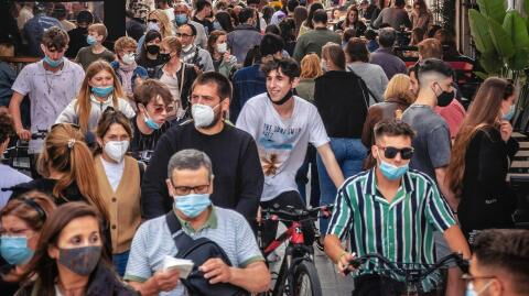 Here’s how to protect yourself against new ‘widespread’ Covid-19 variant sweeping the UK