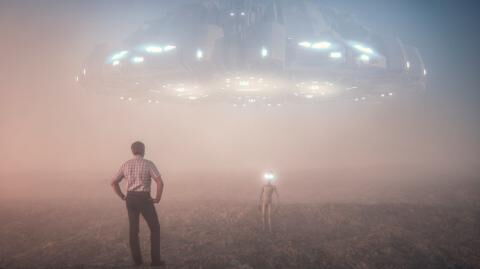 'Time traveller' predicts aliens landing on Earth in 2023 and other world-changing events