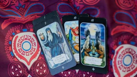 Free horoscope: Here are the predictions for all zodiac signs on 19 October, 2023