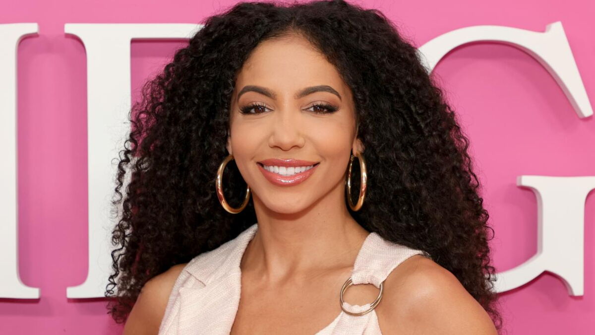 Former Miss USA dies after falling from New York apartment