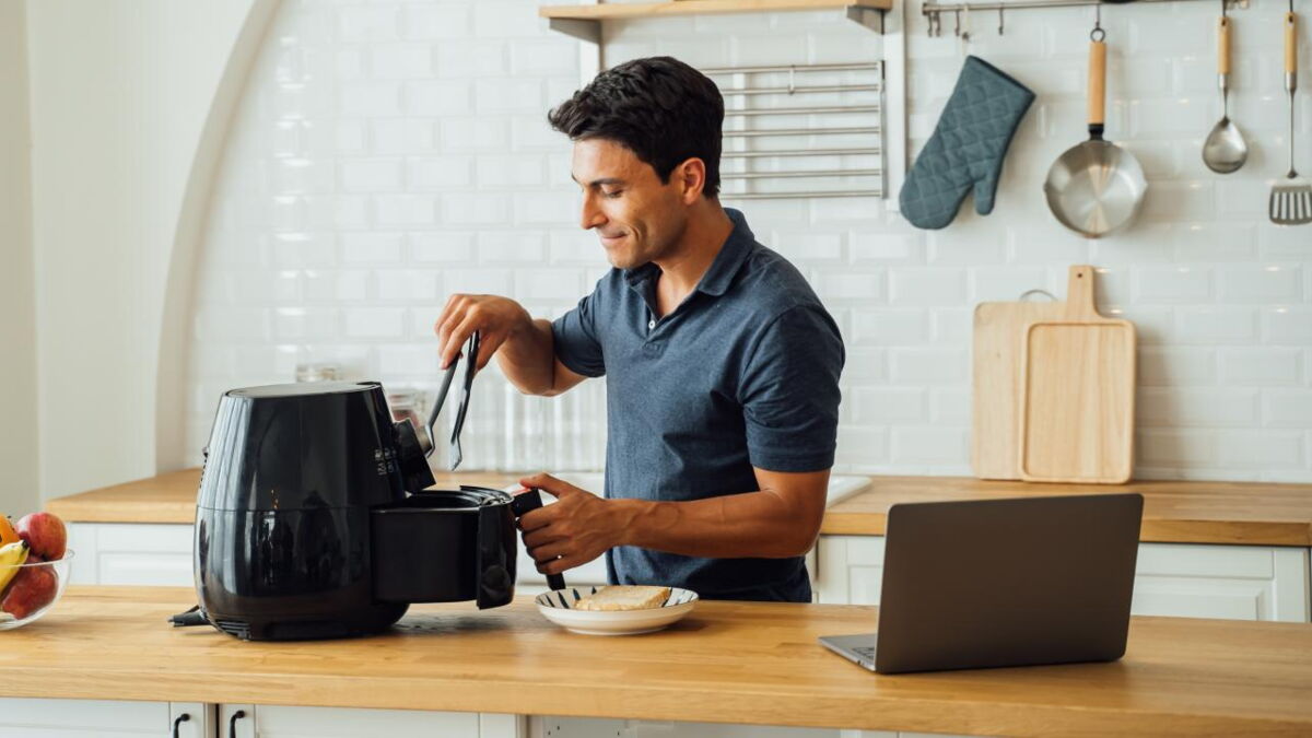 Are air fryers worth the hype? Here's how they can help you save