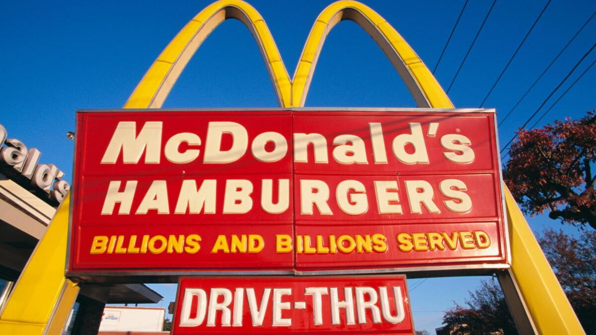 McDonald’s is giving away free cheeseburgers Here are all the details