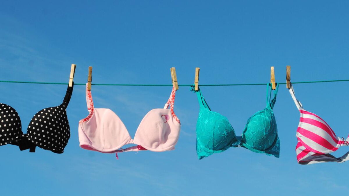 This is what happens when you stop wearing a bra