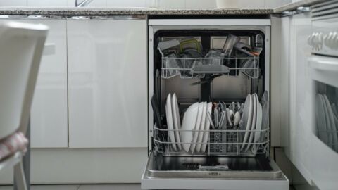 Four clever ways to use your dishwasher (not just for cleaning dishes!)