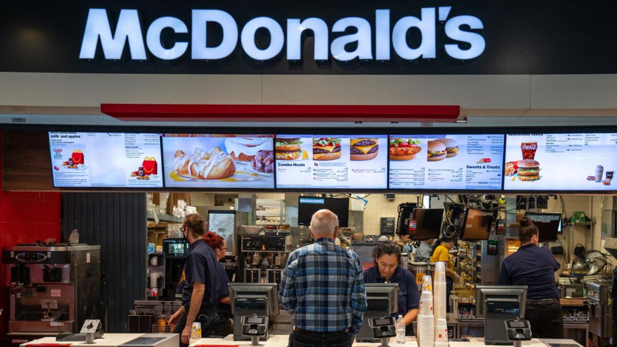 McDonald's How many branches does the fastfood chain have all over