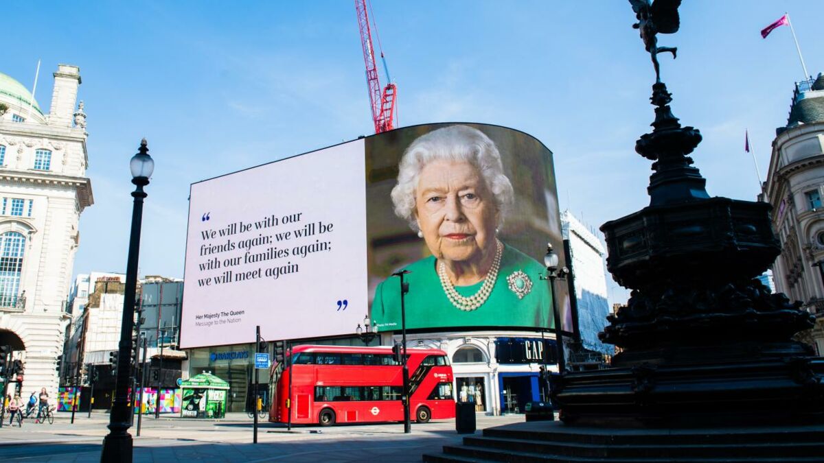 'never Complain, Never Explain:' The Queen's Motto Is Now A Thing Of 