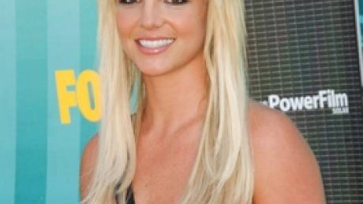 Britney Spears collabore avec Will.I.Am des Black Eyed Peas