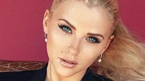 Kelly Vedovelli A Fait Craquer Un Chanteur Americain Tres Connu Elle Balance Son Nom