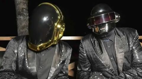 Deux "sosies" de Daft Punk font une tournée en Afrique