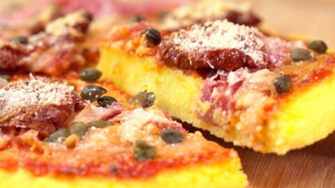 La pizza polenta : la recette fondante à essayer d'urgence