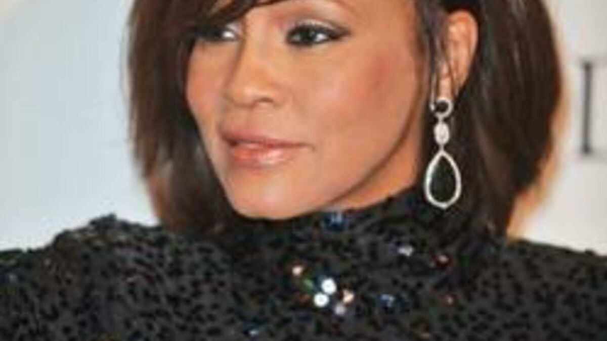 Whitney Houston Dans Son Cercueil Ouvert Whitney Houston : La photo de son cercueil fait scandale